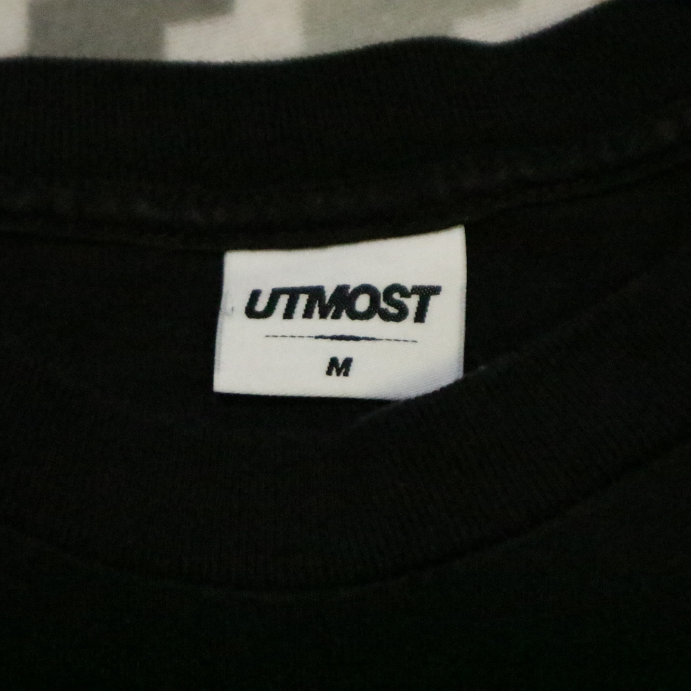 Vintage UTMOST CO Gradient Pixel Logo Tee T-shirt - Picture 3 of 6